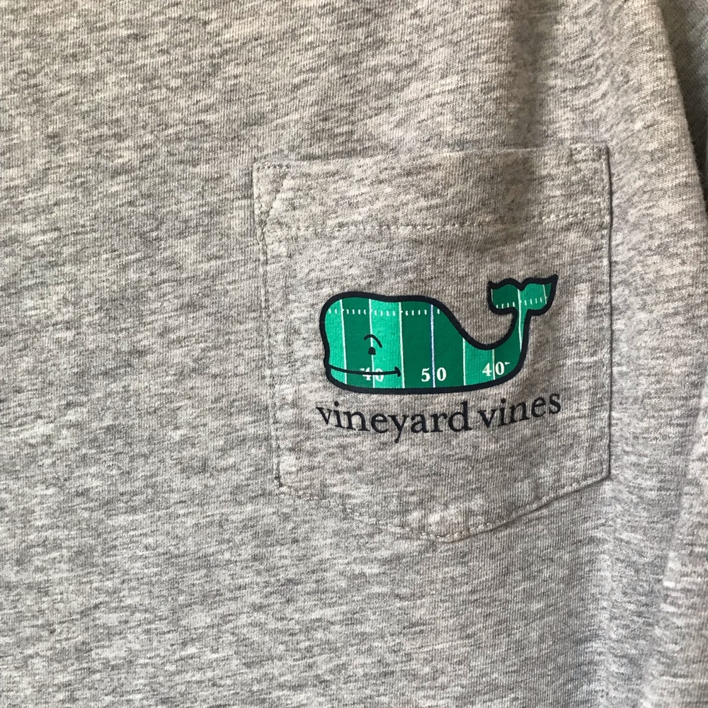 Vineyard Vines gray t-shirt with football print